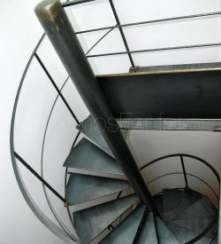 Escalier helicoidal métal toulouse 18-vue